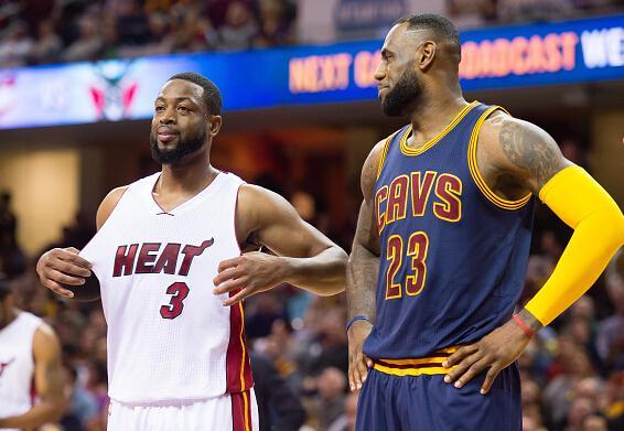 上海热线体育频道-- 曝詹皇策划热火三巨头抱团