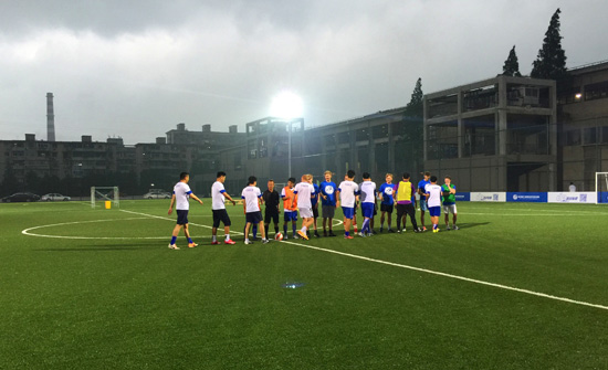 上海热线体育频道-- 洋教练造访UPBOX森梵青训营! 或开启未来合作之路