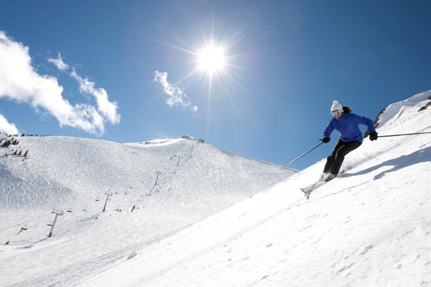 上海热线体育频道-- 借力冬奥冰雪项目藏金矿 乐视体育领投"滑雪助手"