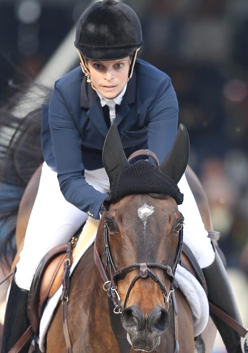 上海环球马术赛明星云集 比尔盖茨准女婿来沪比赛