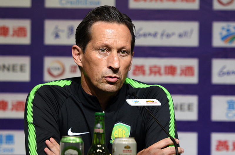 施密特:打上港嗅到决赛味道 连胜让国安士气高涨