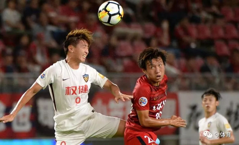 杨旭重回国足感谢教练认可 亚冠次回合会全力以赴——上海热线体育频道