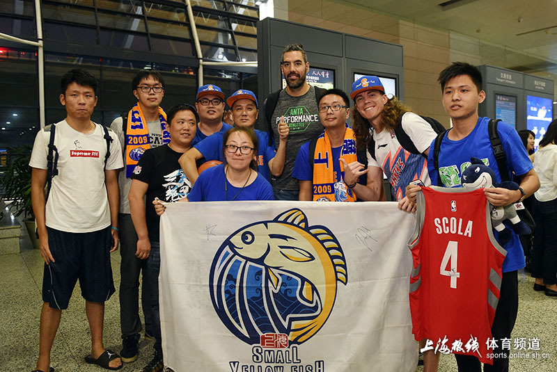 上海男篮纪录片赛季|CBA江苏上海重逢老友塞勒怀念往事