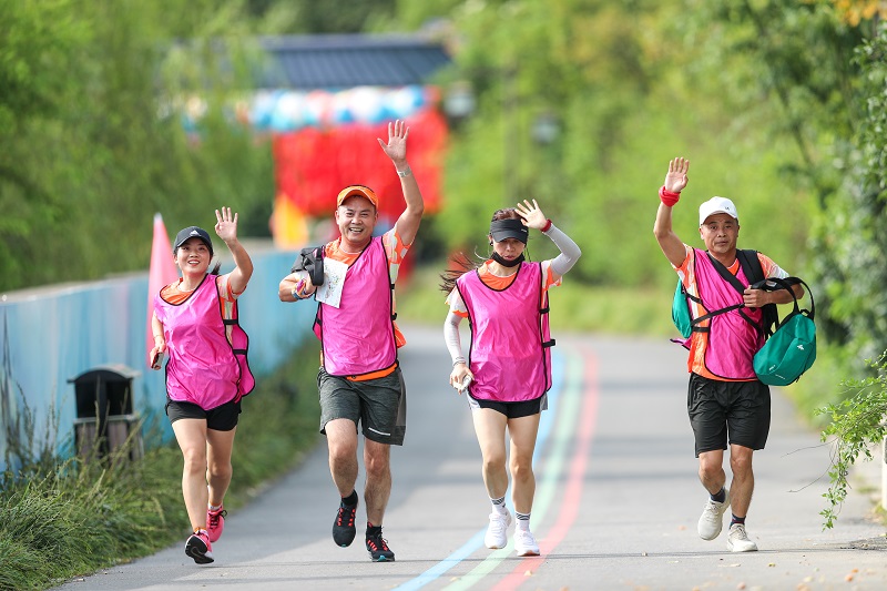 上海农民体育健身周乡村田园定向挑战赛在松江举行