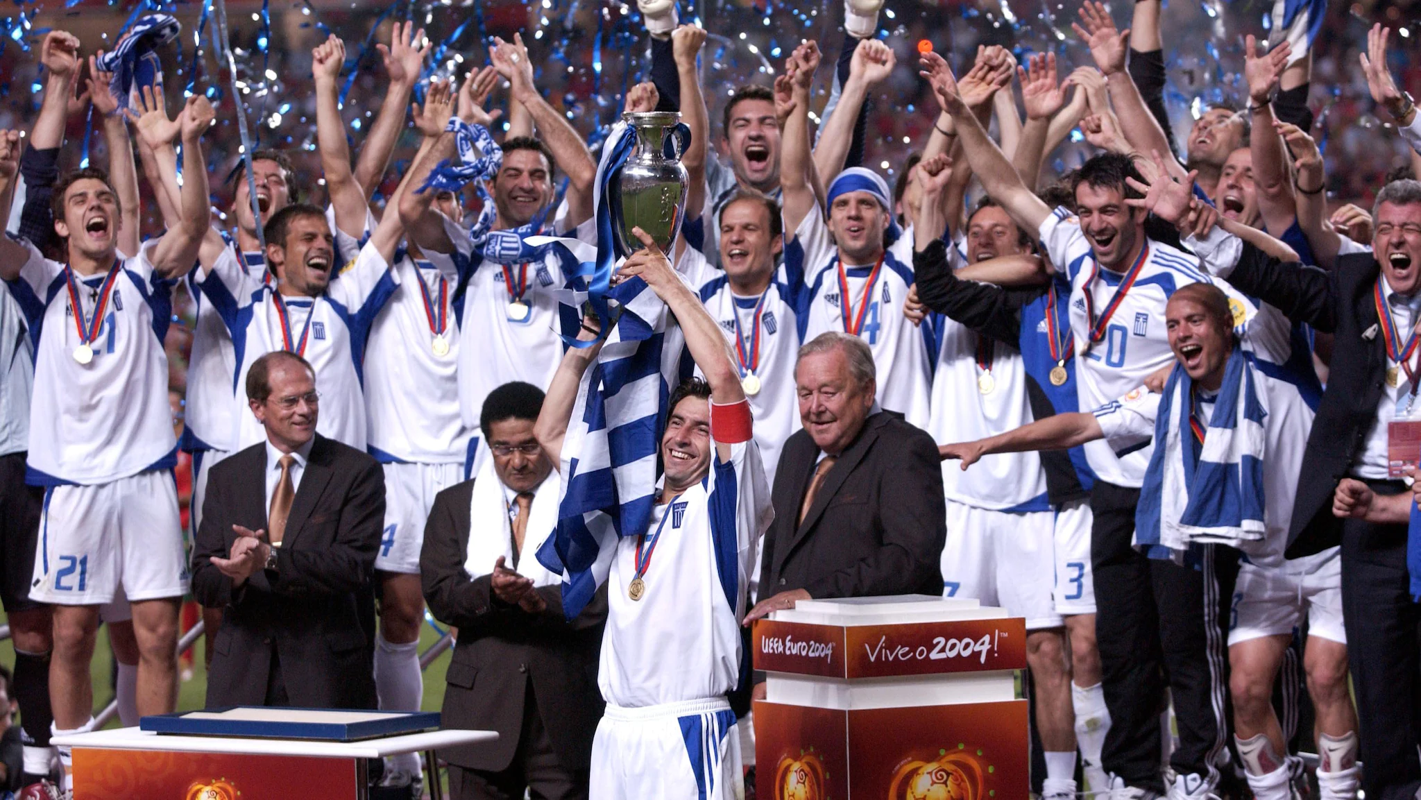 2004欧洲杯(2004年葡萄牙欧洲杯)